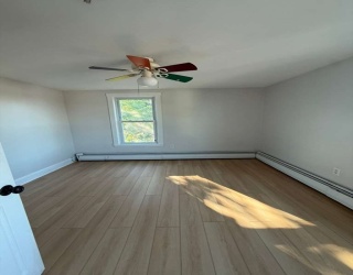 15 Thorndike, Revere, Massachusetts, 3 Bedrooms Bedrooms, 5 Rooms Rooms,1 BathroomBathrooms,Residential Lease,For Rent,Thorndike,73550102