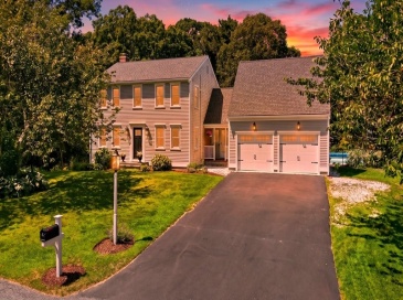 10 Old Colony Way, Yarmouth, Massachusetts, 4 Bedrooms Bedrooms, 10 Rooms Rooms,3.5 BathroomsBathrooms,Residential,For Sale,Old Colony Way,73549871 10 Old Colony Way, Yarmouth, Massachusetts, 4 Bedrooms Bedrooms, 10 Rooms Rooms,3.5 BathroomsBathrooms,Residential,For Sale,Old Colony Way,73549871