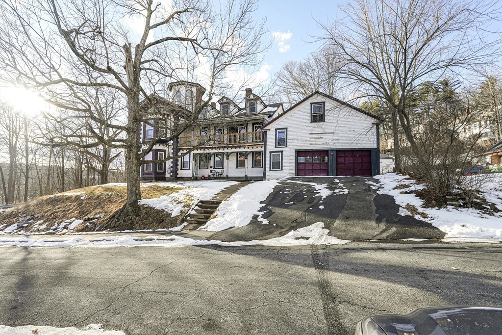 1 High Street, Orange, Massachusetts, 5 Bedrooms Bedrooms, 7 Rooms Rooms,2 BathroomsBathrooms,Residential Income,For Sale,High Street,73549879