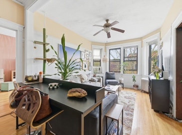 12 Parkman St, Brookline, Massachusetts, 4 Bedrooms Bedrooms, 7 Rooms Rooms,1.5 BathroomsBathrooms,Residential Lease,For Rent,Parkman St,73549889