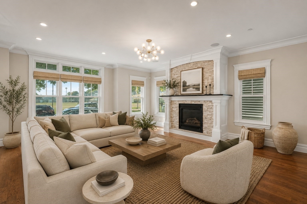 9 M, Boston, Massachusetts, 3 Bedrooms Bedrooms, 6 Rooms Rooms,2.5 BathroomsBathrooms,Residential,For Sale,M,73549898