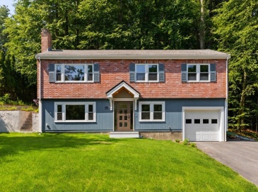 62 Edgewood Rd, Concord, Massachusetts, 3 Bedrooms Bedrooms, 9 Rooms Rooms,2 BathroomsBathrooms,Residential,For Sale,Edgewood Rd,73549906 62 Edgewood Rd, Concord, Massachusetts, 3 Bedrooms Bedrooms, 9 Rooms Rooms,2 BathroomsBathrooms,Residential,For Sale,Edgewood Rd,73549906