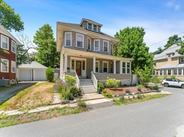 3 Oakland Park, Medford, Massachusetts, 4 Bedrooms Bedrooms, 7 Rooms Rooms,2.5 BathroomsBathrooms,Residential,For Sale,Oakland Park,73549912