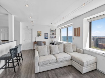 85 East India Row, Boston, Massachusetts, 1 Bedroom Bedrooms, 2 Rooms Rooms,1 BathroomBathrooms,Residential Lease,For Rent,East India Row,73549919
