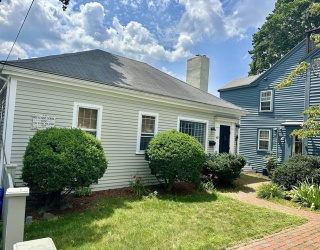43 Front St, Beverly, Massachusetts, 2 Bedrooms Bedrooms, 5 Rooms Rooms,2 BathroomsBathrooms,Residential,For Sale,Front St,73549918