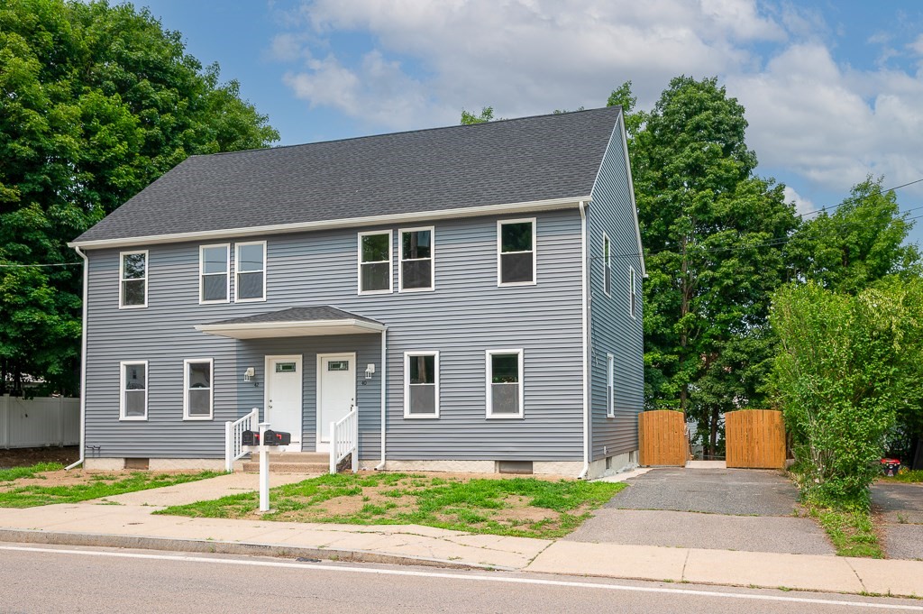 40-42 N Main St, Northbridge, Massachusetts, 6 Bedrooms Bedrooms, 12 Rooms Rooms,3 BathroomsBathrooms,Residential Income,For Sale,N Main St,73549922
