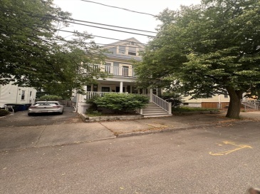 83 Lexington Avenue, Somerville, Massachusetts, 4 Bedrooms Bedrooms, 7 Rooms Rooms,1 BathroomBathrooms,Residential Lease,For Rent,Lexington Avenue,73549924