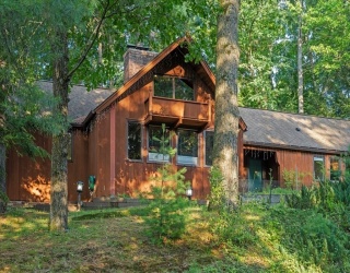 39 Westview Ter, Easthampton, Massachusetts, 2 Bedrooms Bedrooms, 6 Rooms Rooms,2 BathroomsBathrooms,Residential,For Sale,Westview Ter,73549965