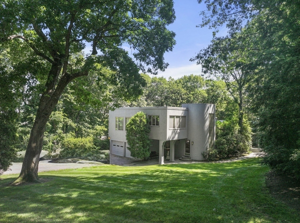 108 Codman Rd, Brookline, Massachusetts, 5 Bedrooms Bedrooms, 14 Rooms Rooms,4.5 BathroomsBathrooms,Residential,For Sale,Codman Rd,73550033
