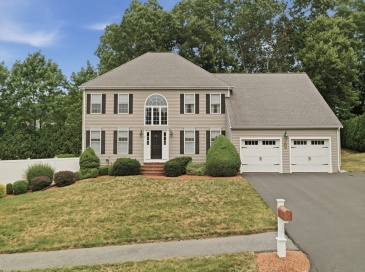 4 Frank Drive, Milford, Massachusetts, 4 Bedrooms Bedrooms, 10 Rooms Rooms,2.5 BathroomsBathrooms,Residential,For Sale,Frank Drive,73549670 4 Frank Drive, Milford, Massachusetts, 4 Bedrooms Bedrooms, 10 Rooms Rooms,2.5 BathroomsBathrooms,Residential,For Sale,Frank Drive,73549670