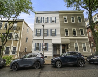 48 H Street, Boston, Massachusetts, 5 Bedrooms Bedrooms, 11 Rooms Rooms,3 BathroomsBathrooms,Residential Income,For Sale,H Street,73549445