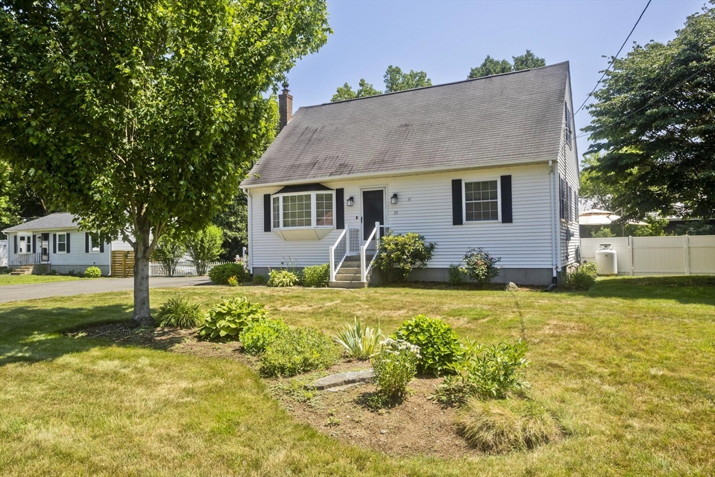 25 Sylvia St Ext, Palmer, Massachusetts, 3 Bedrooms Bedrooms, 7 Rooms Rooms,2 BathroomsBathrooms,Residential,For Sale,Sylvia St Ext,73549937