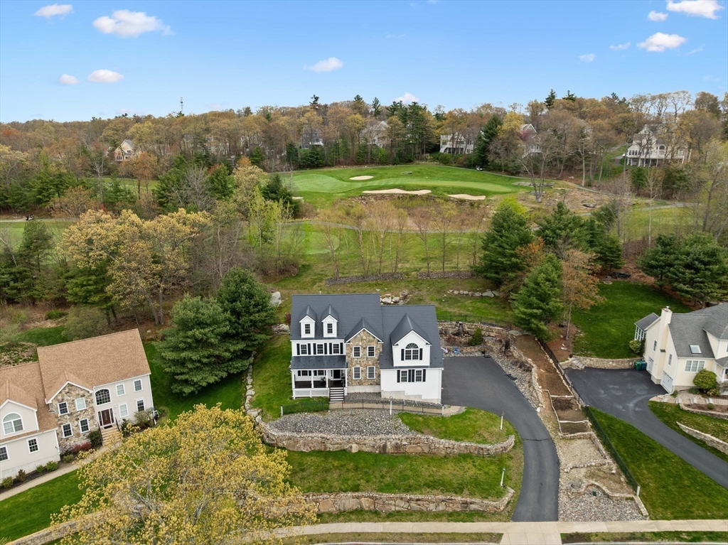 253 Shining Rock Dr, Northbridge, Massachusetts, 5 Bedrooms Bedrooms, 11 Rooms Rooms,4 BathroomsBathrooms,Residential,For Sale,Shining Rock Dr,73514450