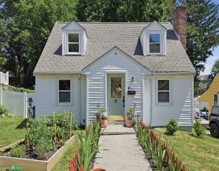 29 Magee Street, Boston, Massachusetts, 3 Bedrooms Bedrooms, 6 Rooms Rooms,1 BathroomBathrooms,Residential,For Sale,Magee Street,73549872