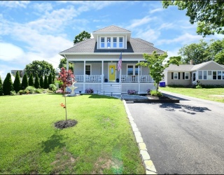 29 Lafayette Ave, Bourne, Massachusetts, 4 Bedrooms Bedrooms, 9 Rooms Rooms,2 BathroomsBathrooms,Residential,For Sale,Lafayette Ave,73550046