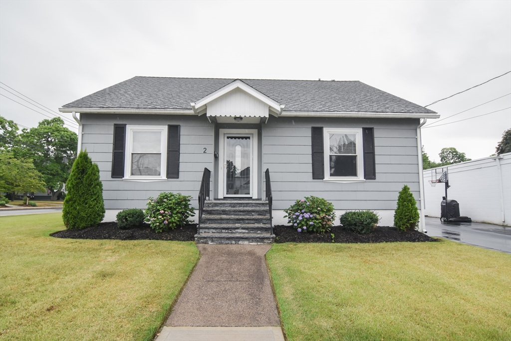 2 Lamb St, Attleboro, Massachusetts, 3 Bedrooms Bedrooms, 6 Rooms Rooms,1.5 BathroomsBathrooms,Residential,For Sale,Lamb St,73549854