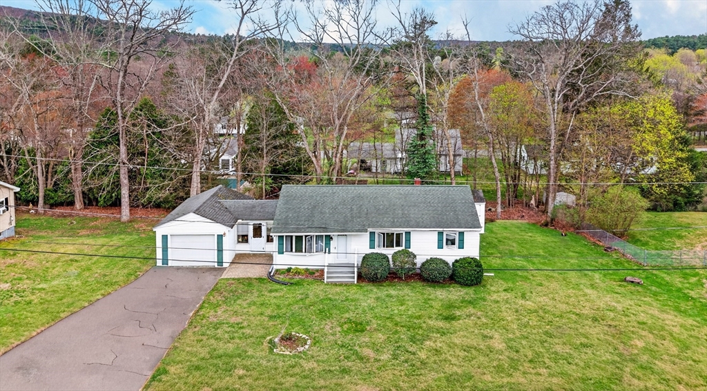 7 Woodland Hts, Ware, Massachusetts, 3 Bedrooms Bedrooms, 6 Rooms Rooms,1 BathroomBathrooms,Residential,For Sale,Woodland Hts,73503869