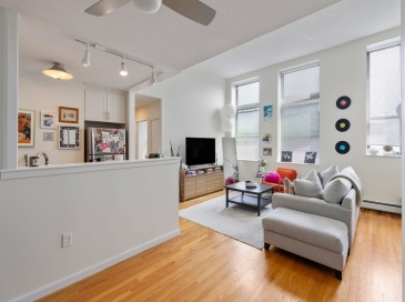 80 Beaumont St, Boston, Massachusetts, 2 Bedrooms Bedrooms, 5 Rooms Rooms,1 BathroomBathrooms,Residential Lease,For Rent,Beaumont St,73524900