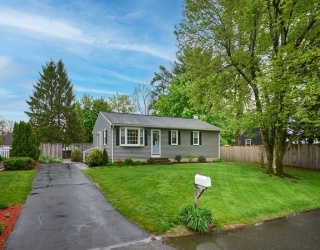 19 Beyer Dr, Easthampton, Massachusetts, 3 Bedrooms Bedrooms, 5 Rooms Rooms,1 BathroomBathrooms,Residential,For Sale,Beyer Dr,73519906