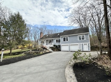 31 Hillside Rd, Boxford, Massachusetts, 4 Bedrooms Bedrooms, 9 Rooms Rooms,3 BathroomsBathrooms,Residential,For Sale,Hillside Rd,73502314 31 Hillside Rd, Boxford, Massachusetts, 4 Bedrooms Bedrooms, 9 Rooms Rooms,3 BathroomsBathrooms,Residential,For Sale,Hillside Rd,73502314