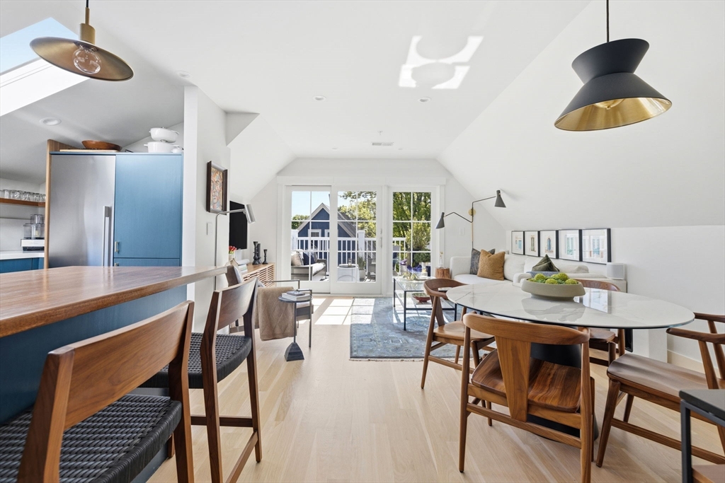 27 Saxton St, Boston, Massachusetts, 2 Bedrooms Bedrooms, 4 Rooms Rooms,1 BathroomBathrooms,Residential,For Sale,Saxton St,73518928