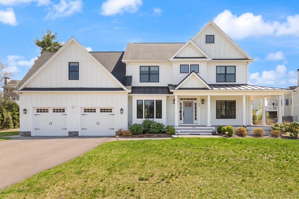 300 Lafayette Ave, Wrentham, Massachusetts, 4 Bedrooms Bedrooms, 8 Rooms Rooms,2.5 BathroomsBathrooms,Residential,For Sale,Lafayette Ave,73532201