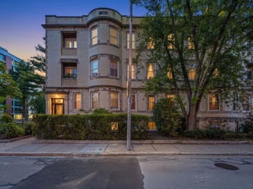 58 Pleasant Street, Brookline, Massachusetts, 2 Bedrooms Bedrooms, 5 Rooms Rooms,2 BathroomsBathrooms,Residential,For Sale,Pleasant Street,73544351 58 Pleasant Street, Brookline, Massachusetts, 2 Bedrooms Bedrooms, 5 Rooms Rooms,2 BathroomsBathrooms,Residential,For Sale,Pleasant Street,73544351
