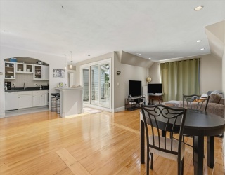 7 High Rock Way, Boston, Massachusetts, 2 Bedrooms Bedrooms, 4 Rooms Rooms,1 BathroomBathrooms,Residential,For Sale,High Rock Way,73550221