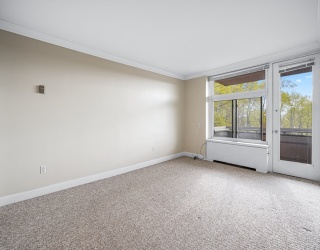 36 Eliot St, Milton, Massachusetts, 1 Bedroom Bedrooms, 2 Rooms Rooms,1 BathroomBathrooms,Residential Lease,For Rent,Eliot St,73550225