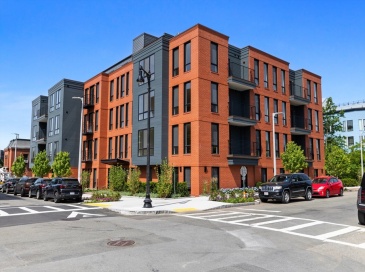 118 B Street, Boston, Massachusetts, 1 Bedroom Bedrooms, 3 Rooms Rooms,1 BathroomBathrooms,Residential,For Sale,B Street,73550228