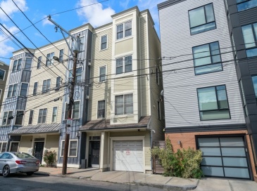 138 W 9th St, Boston, Massachusetts, 1 Bedroom Bedrooms, 3 Rooms Rooms,1 BathroomBathrooms,Residential,For Sale,W 9th St,73550241
