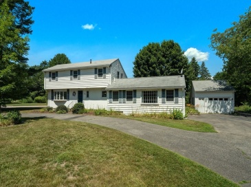 980 Randolph St, Canton, Massachusetts, 4 Bedrooms Bedrooms, 8 Rooms Rooms,2.5 BathroomsBathrooms,Residential,For Sale,Randolph St,73550247