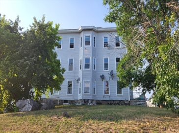 205 School Street, Lowell, Massachusetts, 4 Bedrooms Bedrooms, 7 Rooms Rooms,1 BathroomBathrooms,Residential Lease,For Rent,School Street,73550251