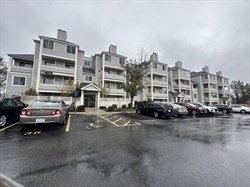 200 Falls Blvd, Quincy, Massachusetts, 2 Bedrooms Bedrooms, 4 Rooms Rooms,2 BathroomsBathrooms,Residential Lease,For Rent,Falls Blvd,73550254