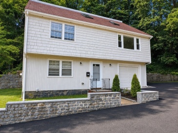 12 Platt Road, Boston, Massachusetts, 4 Bedrooms Bedrooms, 7 Rooms Rooms,2 BathroomsBathrooms,Residential,For Sale,Platt Road,73550257