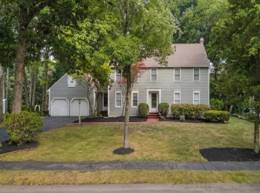 16 Dartmoor Dr, Shrewsbury, Massachusetts, 4 Bedrooms Bedrooms, 8 Rooms Rooms,2.5 BathroomsBathrooms,Residential,For Sale,Dartmoor Dr,73550240