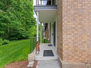 23 Shadowbrook Ln, Milford, Massachusetts, 1 Bedroom Bedrooms, 3 Rooms Rooms,1 BathroomBathrooms,Residential,For Sale,Shadowbrook Ln,73527572