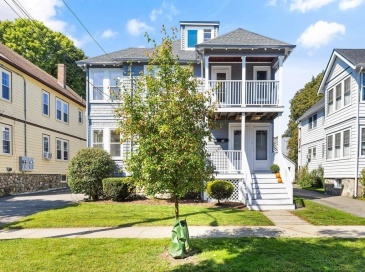 42-44 Albion Street, Melrose, Massachusetts, 3 Bedrooms Bedrooms, 7 Rooms Rooms,1 BathroomBathrooms,Residential Lease,For Rent,Albion Street,73550284