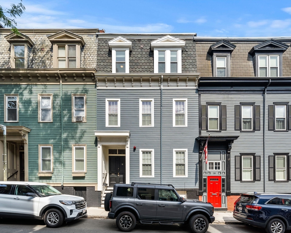 16 Trenton St, Boston, Massachusetts, 2 Bedrooms Bedrooms, 4 Rooms Rooms,1 BathroomBathrooms,Residential,For Sale,Trenton St,73550295