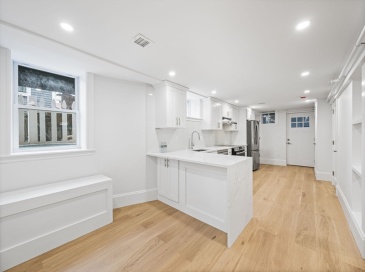 10 Beech St, Cambridge, Massachusetts, 2 Bedrooms Bedrooms, 5 Rooms Rooms,1 BathroomBathrooms,Residential,For Sale,Beech St,73497741