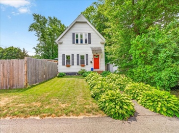 225 E Water St, Rockland, Massachusetts, 3 Bedrooms Bedrooms, 7 Rooms Rooms,2 BathroomsBathrooms,Residential,For Sale,E Water St,73550386 225 E Water St, Rockland, Massachusetts, 3 Bedrooms Bedrooms, 7 Rooms Rooms,2 BathroomsBathrooms,Residential,For Sale,E Water St,73550386