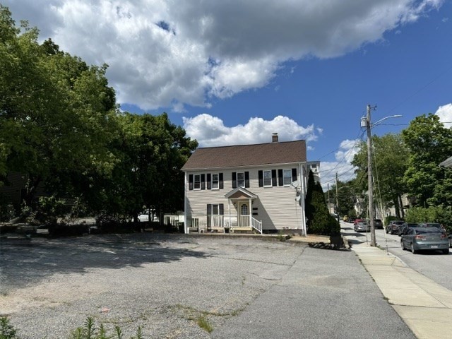 5 Granite, Webster, Massachusetts, 6 Bedrooms Bedrooms, 10 Rooms Rooms,2 BathroomsBathrooms,Residential Income,For Sale,Granite,73550153