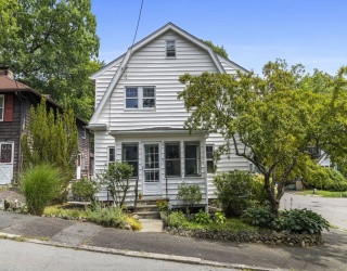 26 Seery St, Malden, Massachusetts, 3 Bedrooms Bedrooms, 7 Rooms Rooms,1 BathroomBathrooms,Residential,For Sale,Seery St,73550151