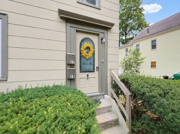 17 Church Court, Ashland, Massachusetts, 3 Bedrooms Bedrooms, 5 Rooms Rooms,1 BathroomBathrooms,Residential Lease,For Rent,Church Court,73550471 17 Church Court, Ashland, Massachusetts, 3 Bedrooms Bedrooms, 5 Rooms Rooms,1 BathroomBathrooms,Residential Lease,For Rent,Church Court,73550471
