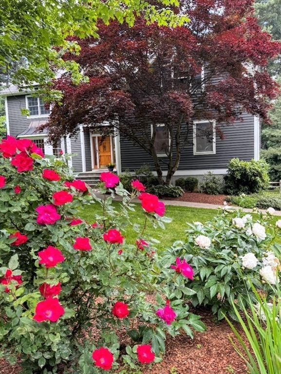 15 Major Hale Drive, Framingham, Massachusetts, 6 Bedrooms Bedrooms, 12 Rooms Rooms,4 BathroomsBathrooms,Residential,For Sale,Major Hale Drive,73511032