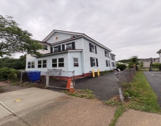 118 Cedar St, Springfield, Massachusetts, 6 Bedrooms Bedrooms, 10 Rooms Rooms,2 BathroomsBathrooms,Residential Income,For Sale,Cedar St,73550517