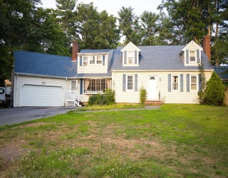 1086 Burt Street, Taunton, Massachusetts, 6 Bedrooms Bedrooms, 10 Rooms Rooms,3.5 BathroomsBathrooms,Residential,For Sale,Burt Street,73550557