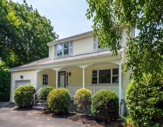 369 Dedham Ave, Needham, Massachusetts, 4 Bedrooms Bedrooms, 8 Rooms Rooms,2.5 BathroomsBathrooms,Residential,For Sale,Dedham Ave,73550531