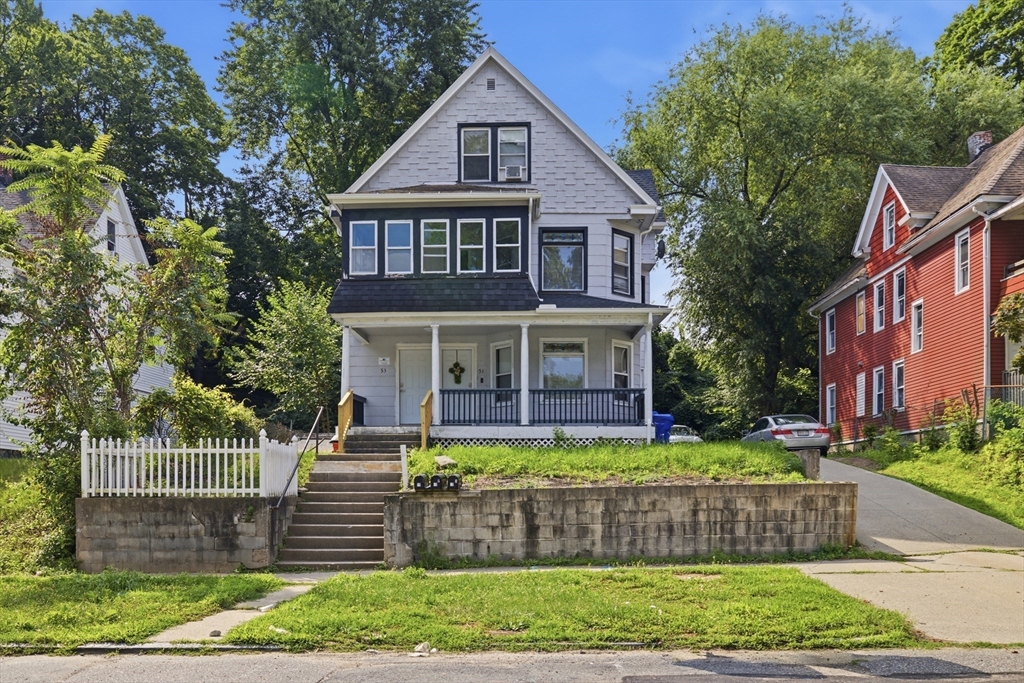 51-53 Leyfred Ter, Springfield, Massachusetts, 6 Bedrooms Bedrooms, 14 Rooms Rooms,3 BathroomsBathrooms,Residential Income,For Sale,Leyfred Ter,73550413