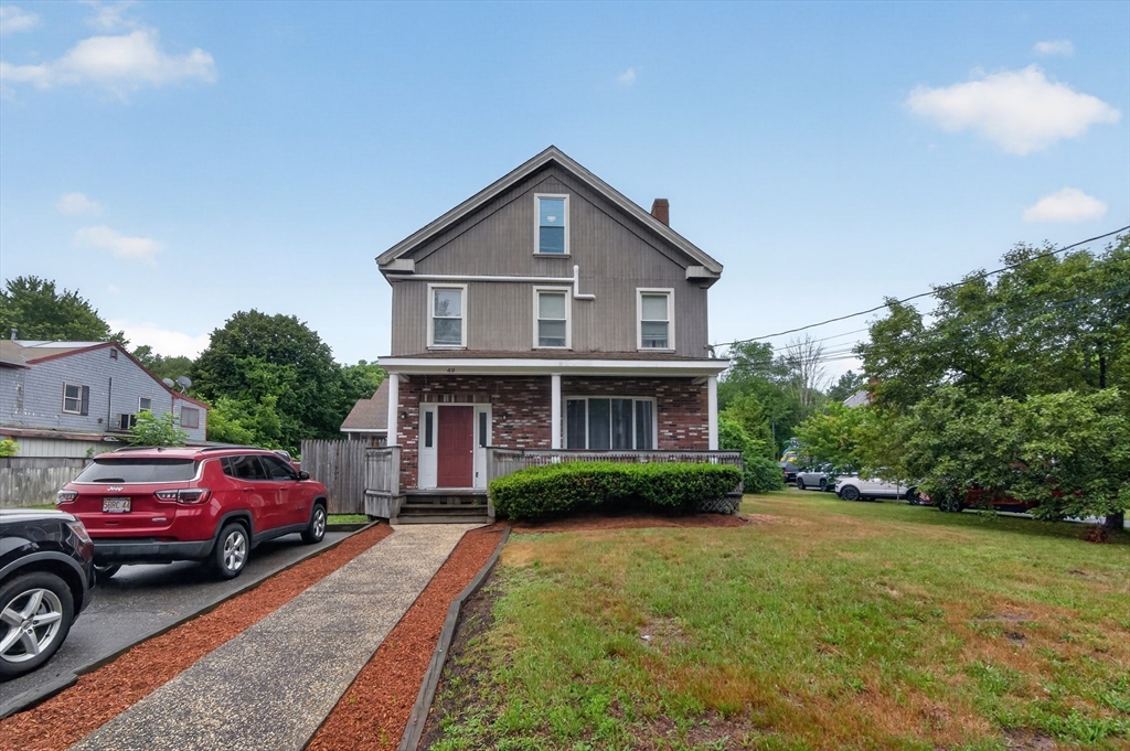 49 Liberty Street, Taunton, Massachusetts, 9 Bedrooms Bedrooms, 16 Rooms Rooms,3 BathroomsBathrooms,Residential Income,For Sale,Liberty Street,73550525